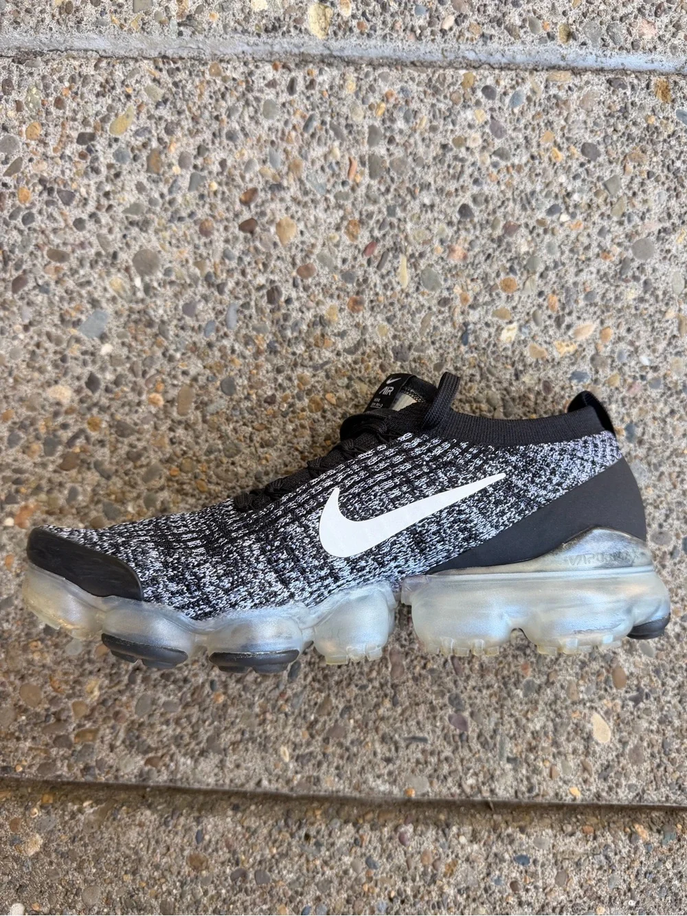 Nike Women’s Air VaporMax Flyknit 3